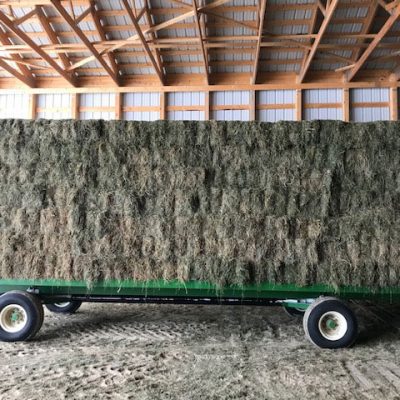 hay-bales-truck